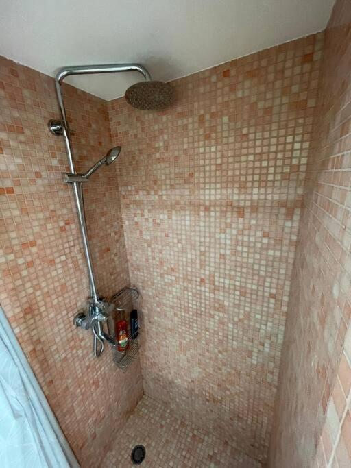 Chic City Retreat - Stylish Apartment In Bllok, Tirana Zewnętrze zdjęcie