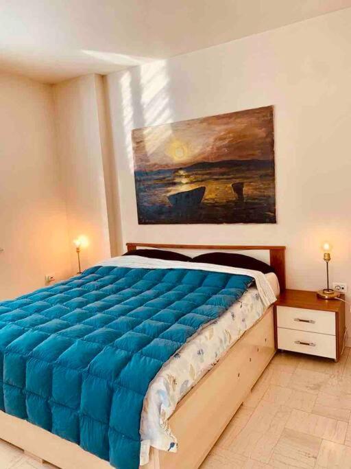 Chic City Retreat - Stylish Apartment In Bllok, Tirana Zewnętrze zdjęcie