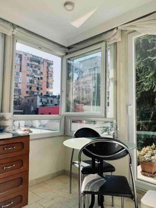 Chic City Retreat - Stylish Apartment In Bllok, Tirana Zewnętrze zdjęcie