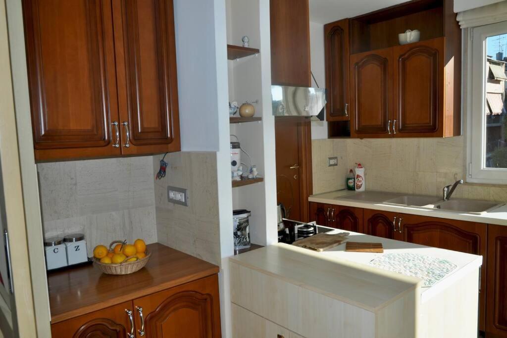 Chic City Retreat - Stylish Apartment In Bllok, Tirana Zewnętrze zdjęcie