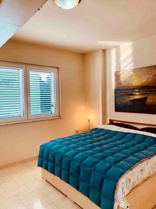 Chic City Retreat - Stylish Apartment In Bllok, Tirana Zewnętrze zdjęcie